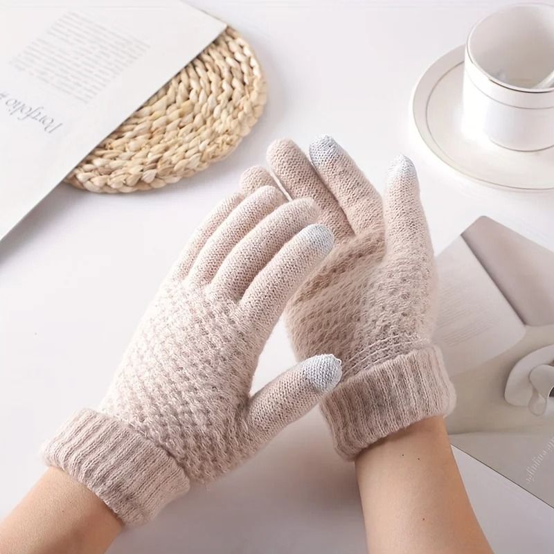 Winter Thermal Touchscreen Gloves For Men And Women 1