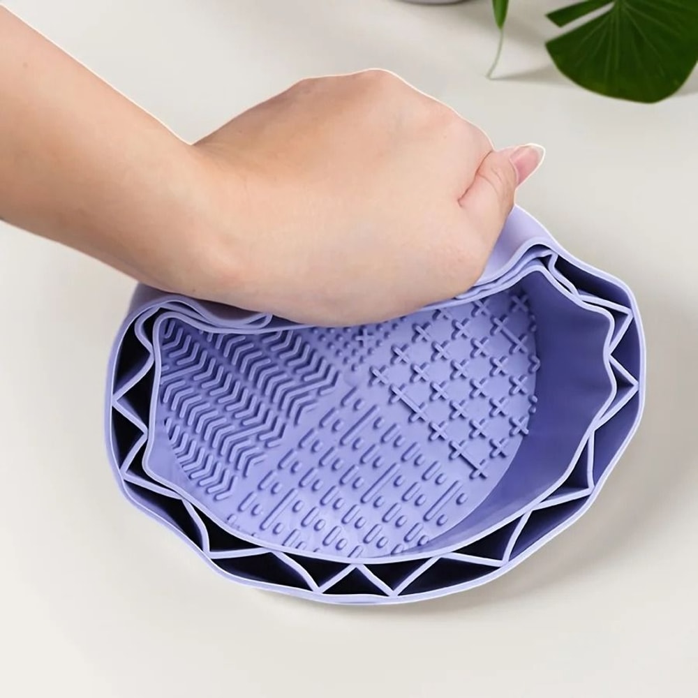 Multi Functional Makeup Brush And Beauty Sponge Cleaning Bowl 3