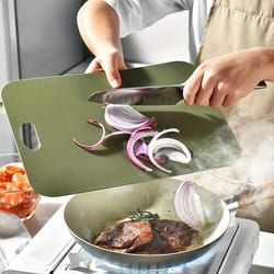 dual sided kitchen cutting board for meat and vegetables