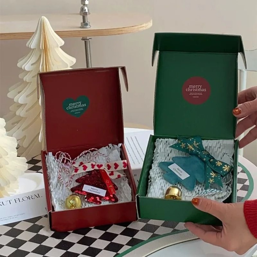 Christmas Tree Hanging Ornaments With Bows And Golden Caps 4