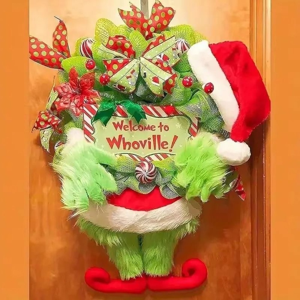 Creative Christmas Thief Wreath 1