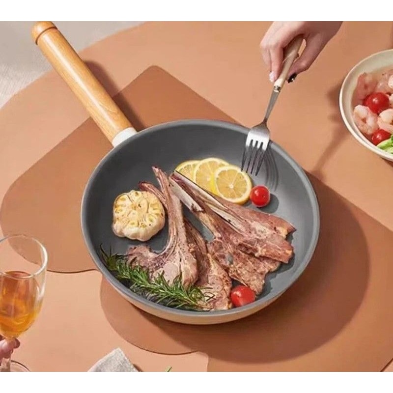 Aluminum Alloy Nonstick Pan 1