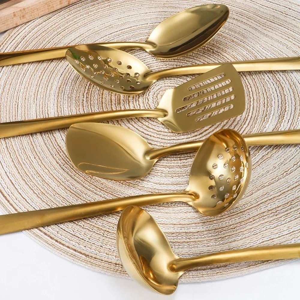 6 Piece Stainless Steel Golden Korean Cutlery Set 3