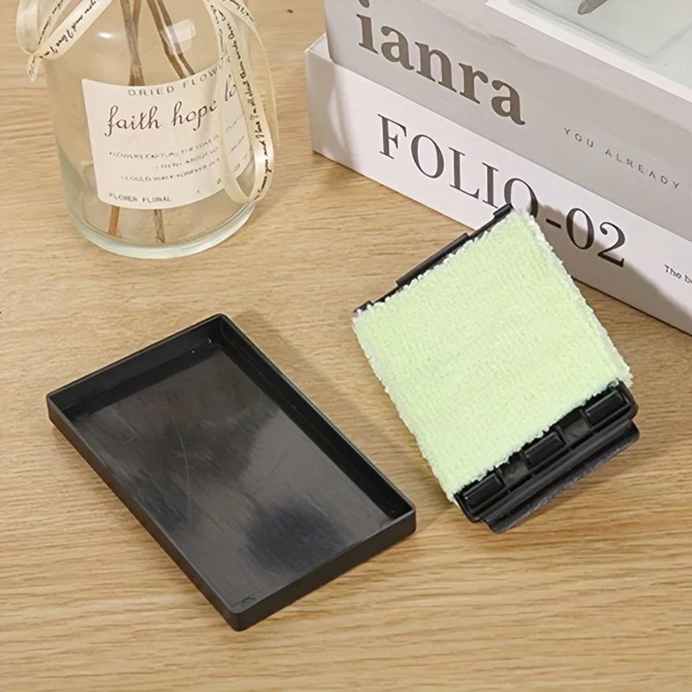 Dual Sided Professional Guitar String And Fretboard Cleaner 5