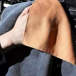 professional grade dual sided hybrid detailing towel