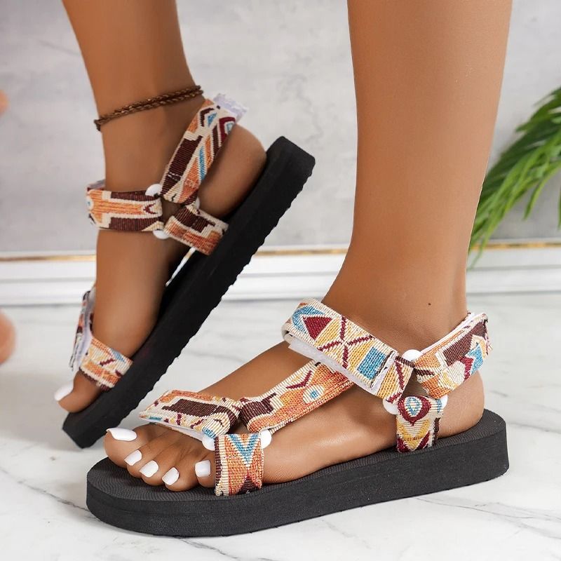 Handcrafted Aesthetic Breathable Summer Footwear 4