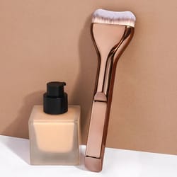 professional travel foundation brush