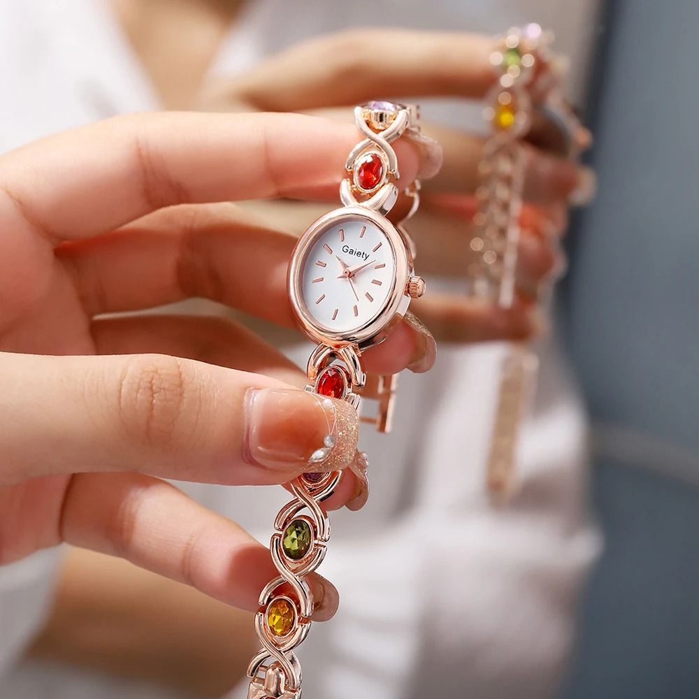 Ladies Retro Oval Rhinestone Luxury Quartz Watch 5