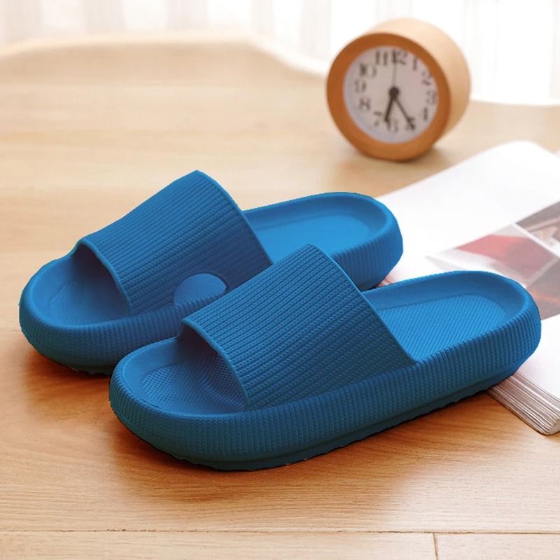 Womens Thick Platform Cloud Slippers 11