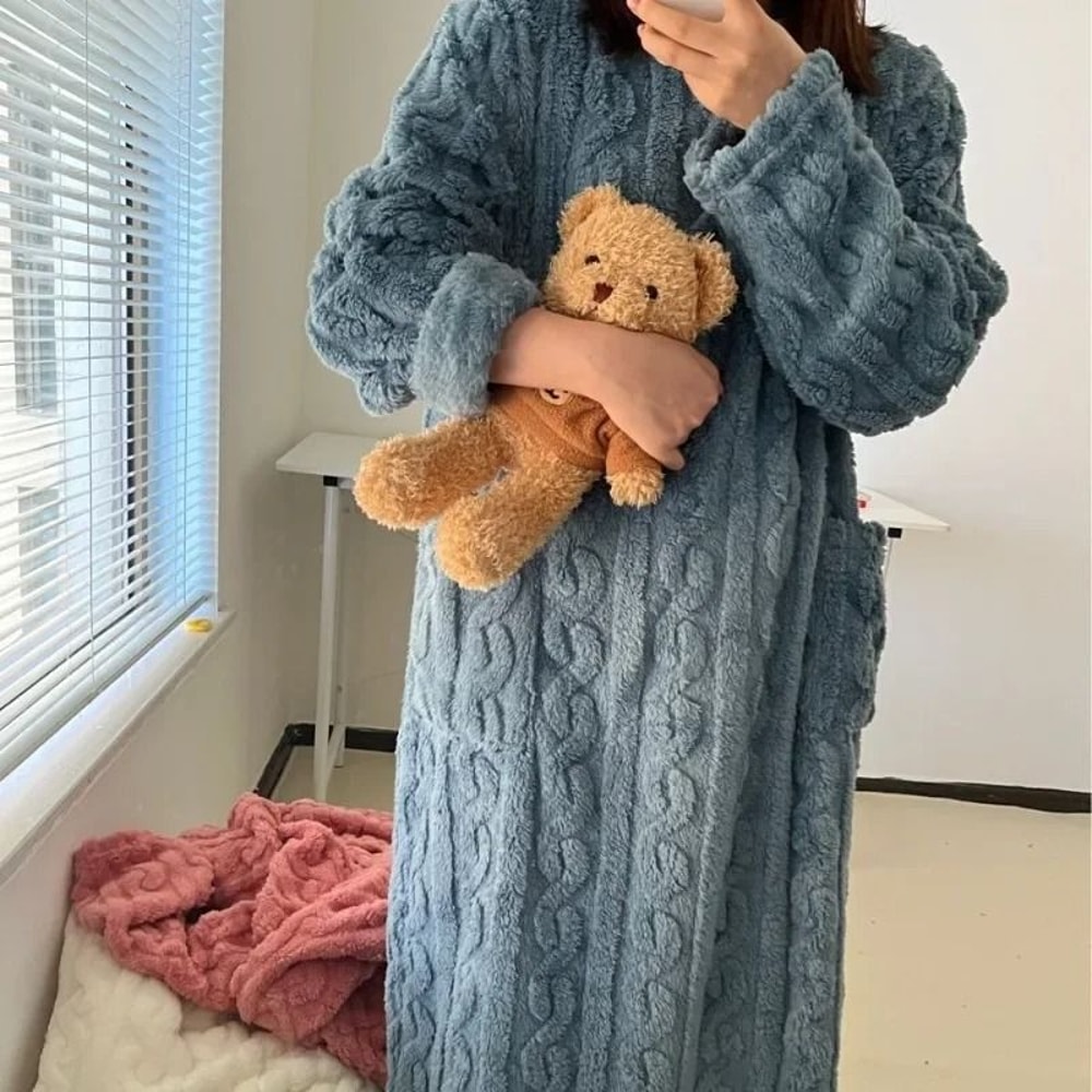 Womens Thickened Winter Coral Velvet Sleeping Gown 2