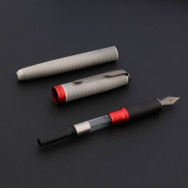 Heritage Checkered Metallic Script And Signature Pen 4