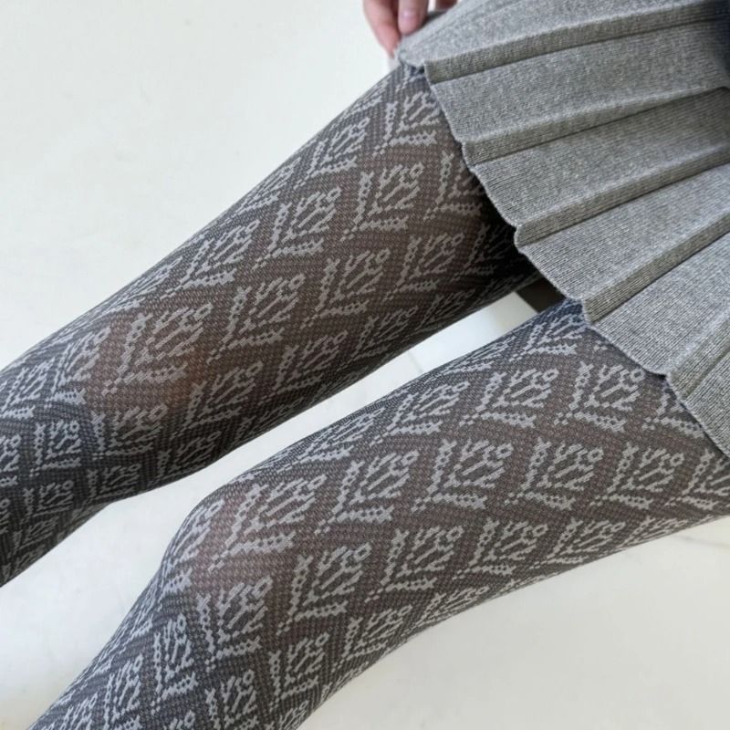 Ornate Botanical Jacquard Patterned Hosiery 5