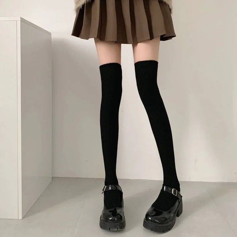 Vertical Texture Visual Lengthening Over Knee Socks 8