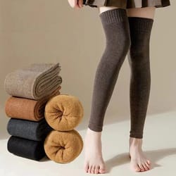 velvet-lined thermal kneepads and long form insulation sleeves