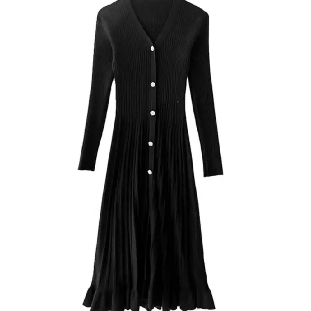 Single Breasted V Neck Fishtail Maternity Knit Dress 5