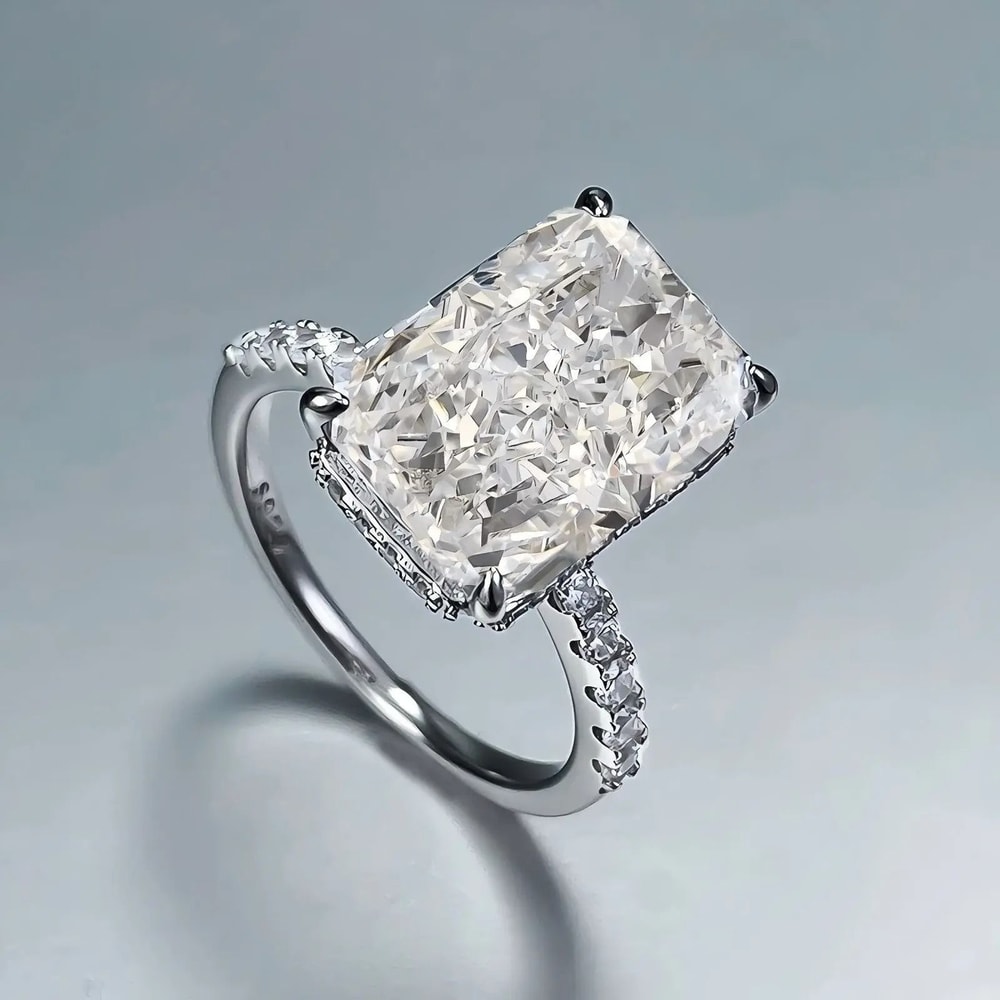 Customized Luxury Radiant Cut Moissanite Wedding Ensemble 2