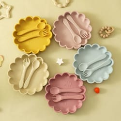 3 piece cute lion kids silicone feeding set