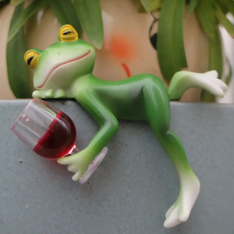 Creative Frog Resin Garden Planter 1