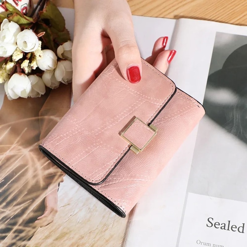 Vintage Womens Compact Leather Wallet 1