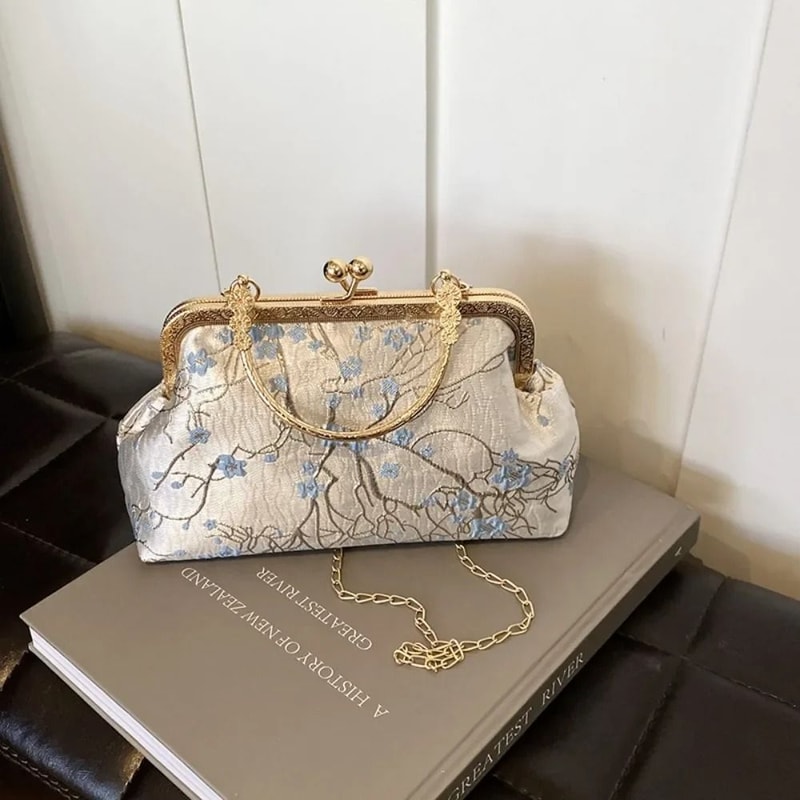 Vintage French Gold Velvet Evening Clutch 13