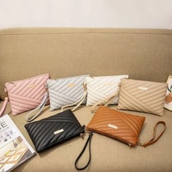 stylish women's leather envelope wristlet