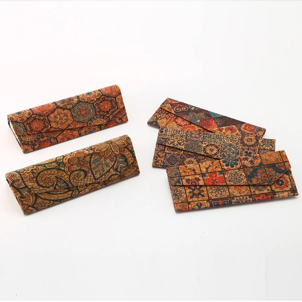 Retro Totem Folding Triangle Glasses Case 5