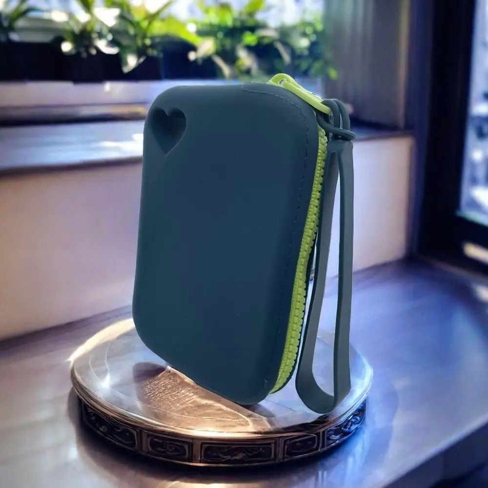 Portable Solid Color Silicone Coin And Earphone Purse 1