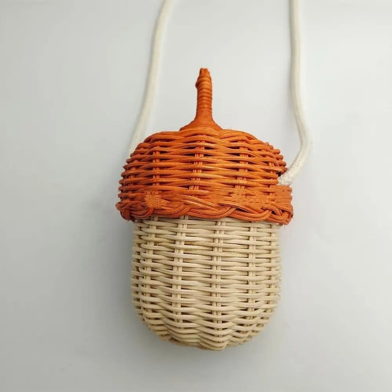 Creative Woven Pinecone Rattan Crossbody Bag 7