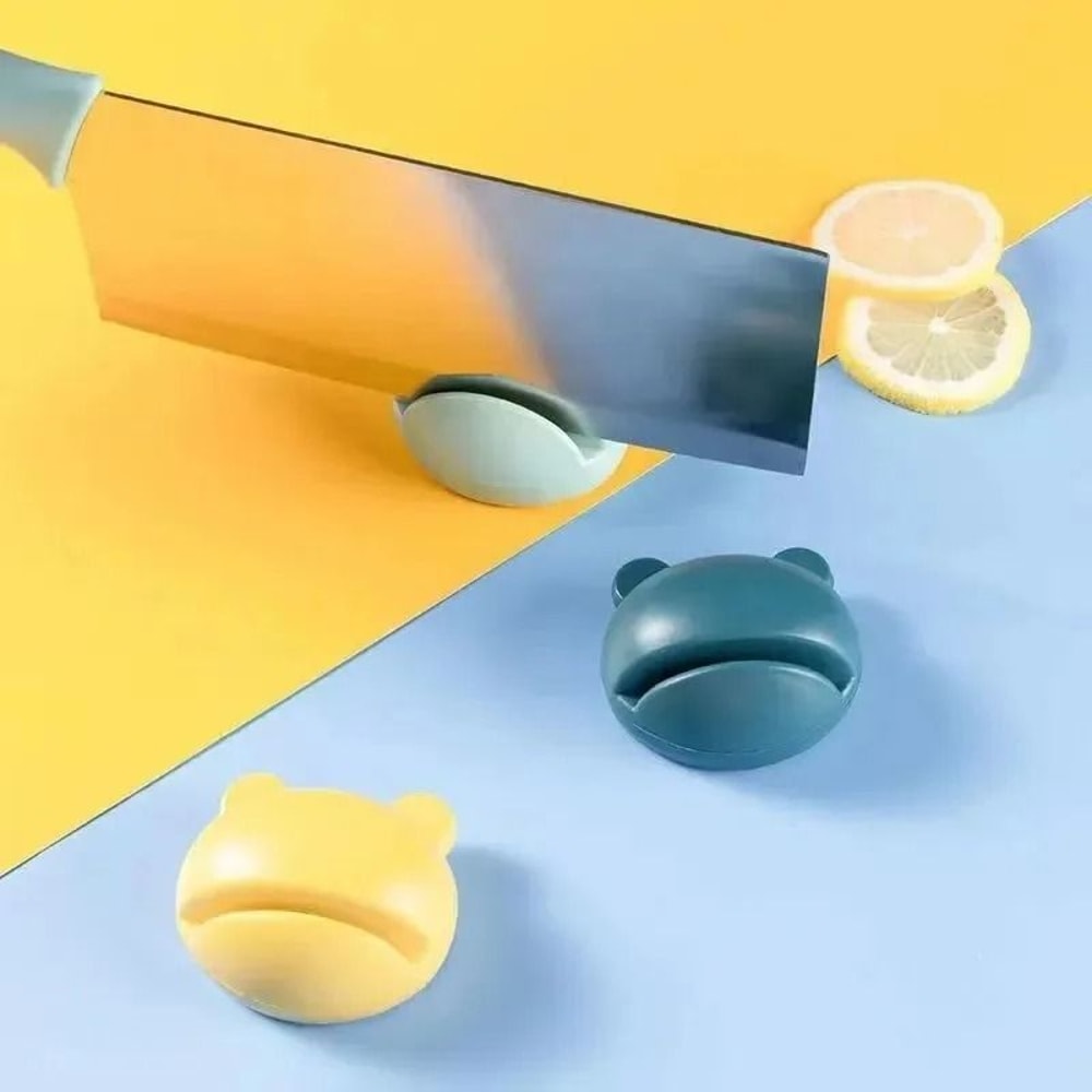 Cartoon Frog Shaped Mini Portable Kitchen Knife Sharpener 2