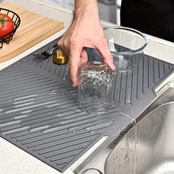 non slip silicone dish drying mat with drainage outlet