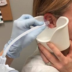Professional Ear Wax Removal Spray Bottle Kit