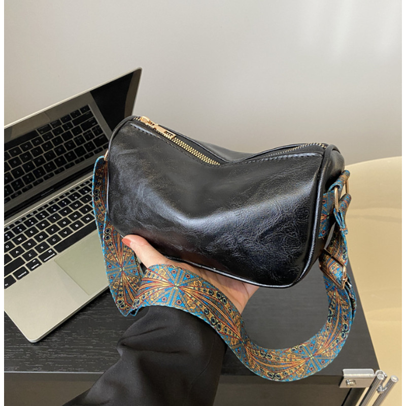 Leather Women Fashion, Vintage Solid Color Crossbody Bag, Simple Bucket Shoulder Sling, High-Capacity Wide Strap Bag