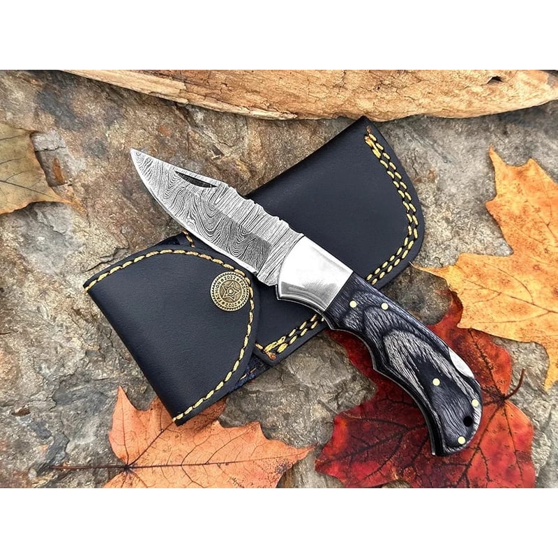 Handmade Damascus Steel Folding Pocket Knife Royal Gift Of Love Classic Pakka Wood Handle With St 4