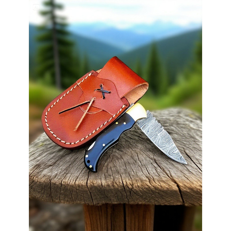 Handmade Damascus Folding Pocket Knife  Twist Pattern Steel Blade With Leather Sheath  Wood Handle 3