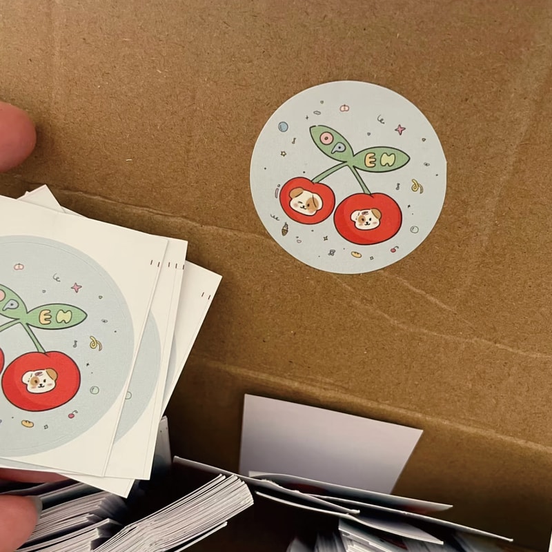 Durable Waterproof Customizable Photo Stickers, Multi-Color Logo Labels for Promotional Activities and Corporate Gifts