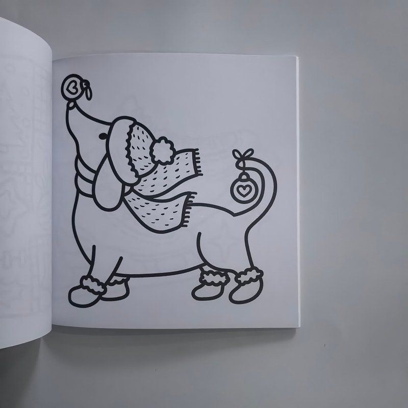 Cozy Girl Christmas Coloring Book for Adults, A Cute and Easy Drawing Book, The Perfect Gift for Party and Birthday