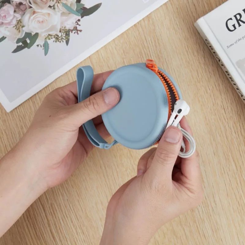 Waterproof Silicone Dog Treat Pouch Portable Training Snack Bag For Outdoor Walking Reward Traini 4