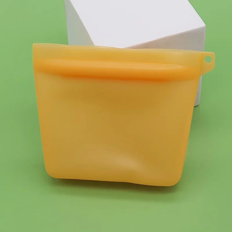 Moisture Resistant Spill Proof Pet Treat Pouch With Carry Loop Portable Dog Snack Storage For Hiki 5