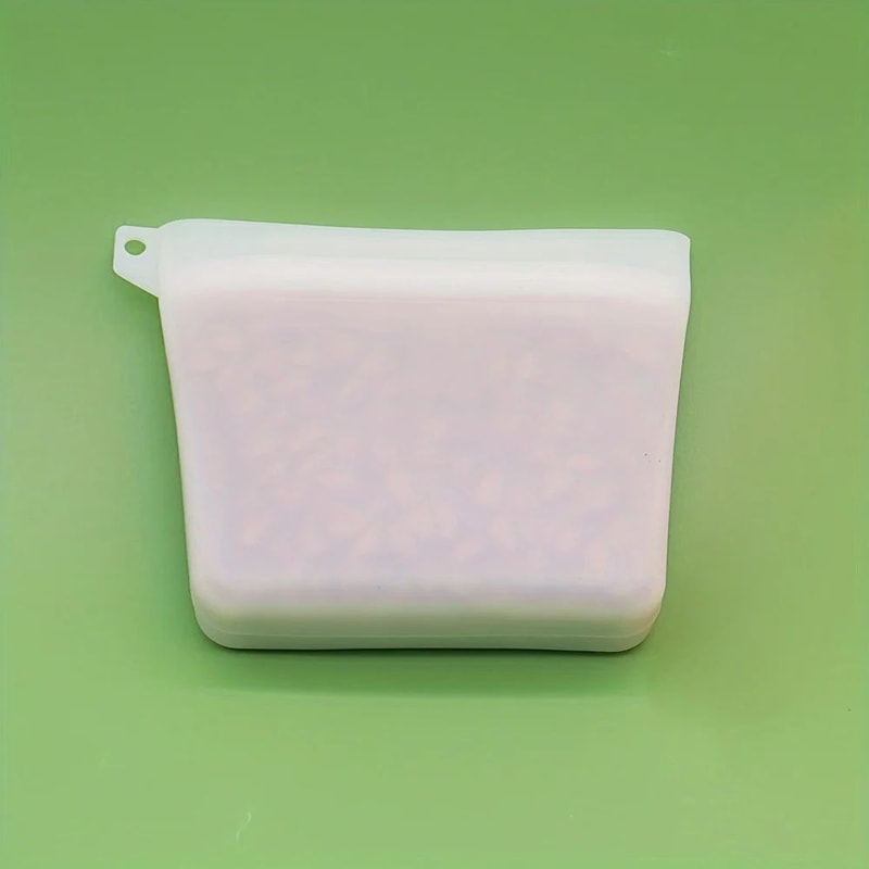 Moisture Resistant Spill Proof Pet Treat Pouch With Carry Loop Portable Dog Snack Storage For Hiki 6