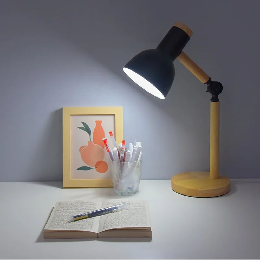 Nordic Wood E27 Desk Lamp Eye Protection Reading Table Light Height Adjustable Modern Bedside Lamp 3