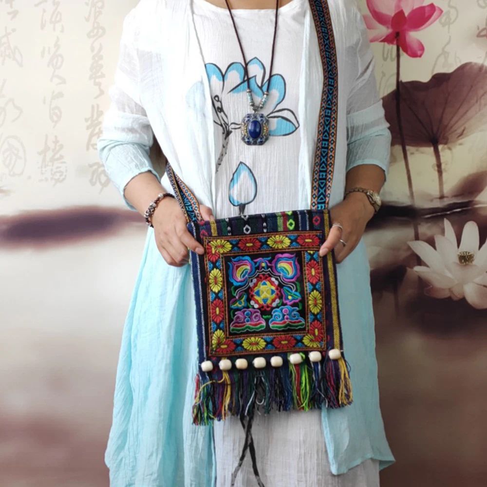 Retro Ethnic Embroidered Crossbody Bag Vintage Beaded Tassel Shoulder Purse For Women Handmade Wove 4