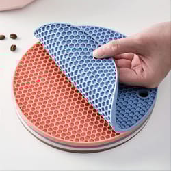 round silicone table mat coaster | anti-slip heat resistant pot holder & coffee cup trivet for kitchen table