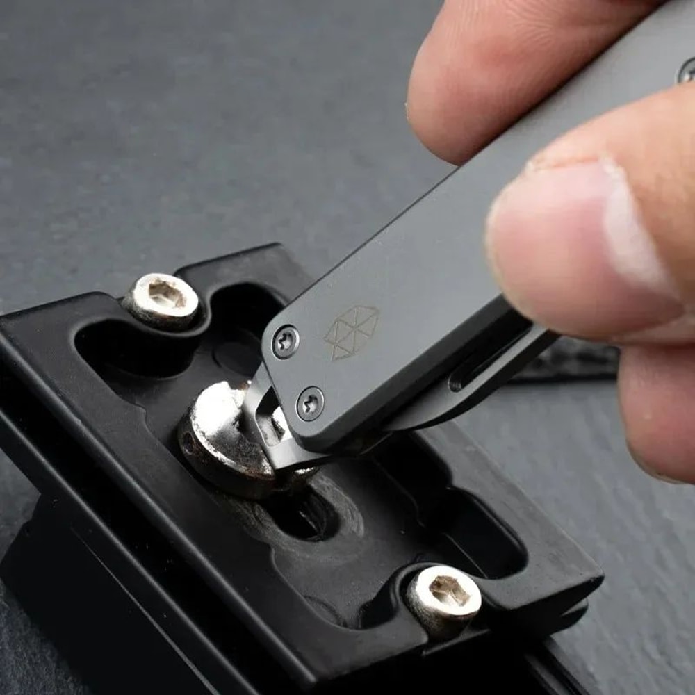 Portable Folding Mini Knife With D2 Steel Blade Stainless Steel Handle Keychain Pocket Knife For Ou 2