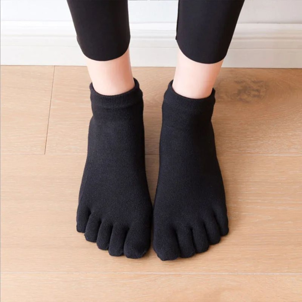 Womens Cotton FiveToe NonSlip Yoga Socks Breathable QuickDry Pilates Dance Fitness Grip Socks 1