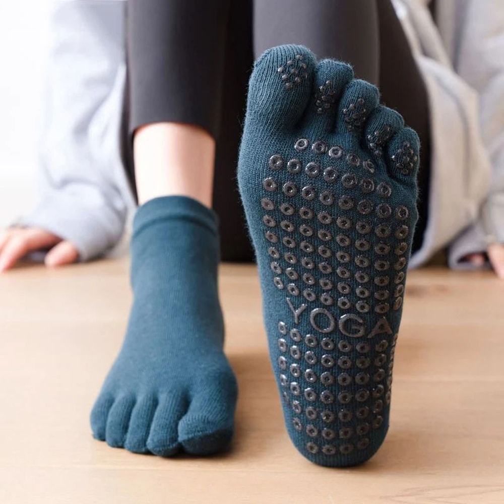 Womens Cotton FiveToe NonSlip Yoga Socks Breathable QuickDry Pilates Dance Fitness Grip Socks 2