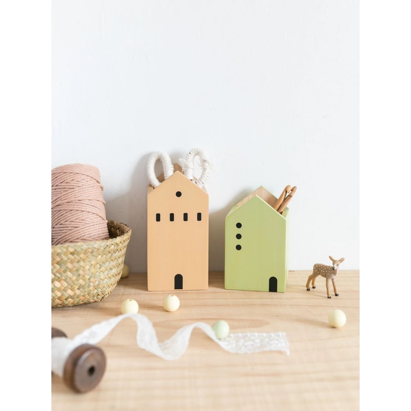 Cartoon House Wooden Pen Holder Handcrafted Desktop Stationery Makeup Brush Storage Organizer 4