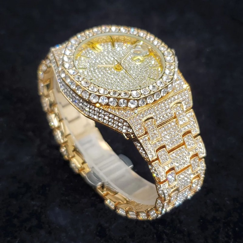 UNIGUET DA04 Iced Out Gold Diamond Mens Luxury Quartz Watch Stainless Steel Hip Hop Style 3