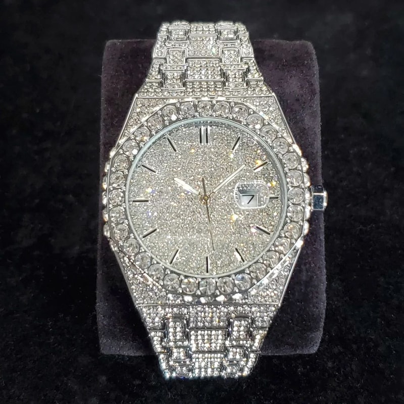 UNIGUET DA04 Iced Out Gold Diamond Mens Luxury Quartz Watch Stainless Steel Hip Hop Style 7