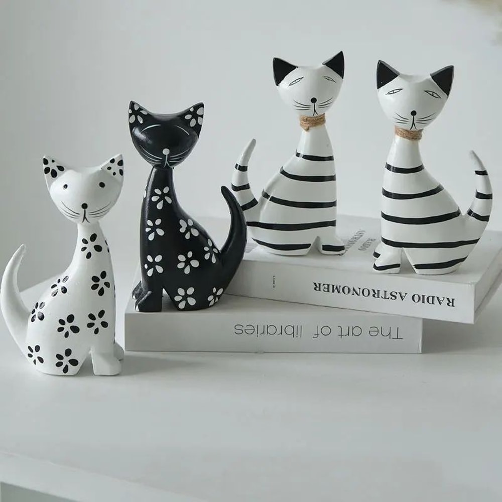 Nordic Wooden Cat Couple Ornament Striped Kitten Desktop Decoration 2
