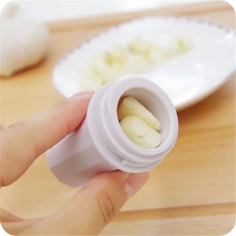 Manual Garlic Ginger Twist Crusher Easy Press Kitchen Mincer Tool 1